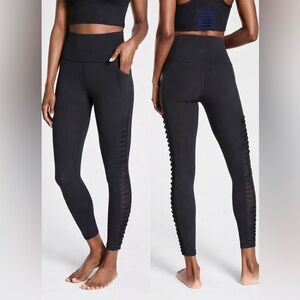 athleta salutation 7/8 tight in powervita